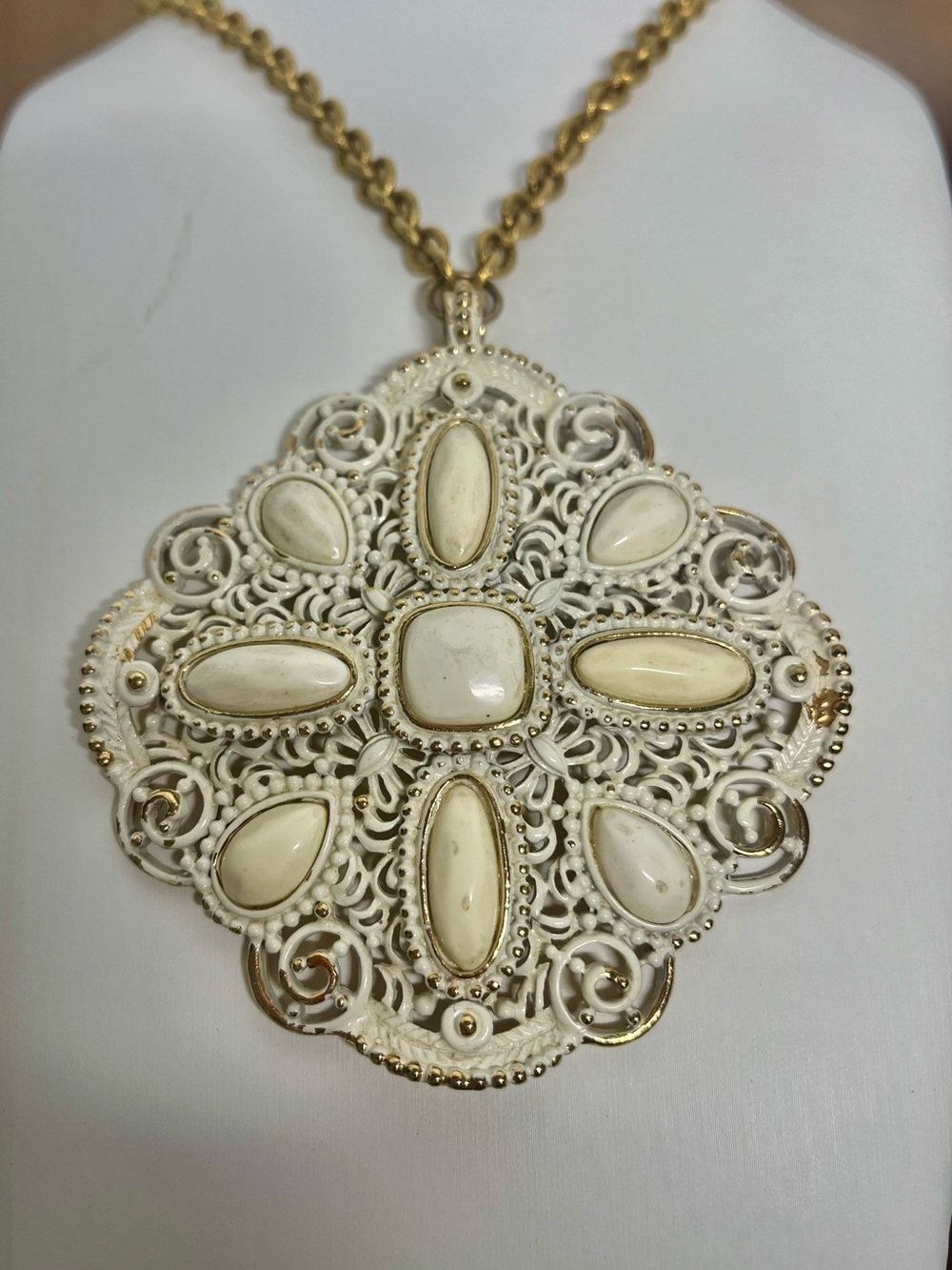 Enamel  White Filigree vintage Statement gold chain Necklace